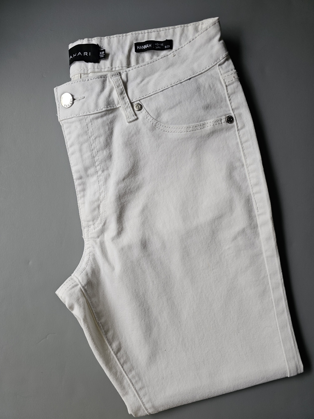 Tahari "Hannah" White High-Rise Skinny Jeans